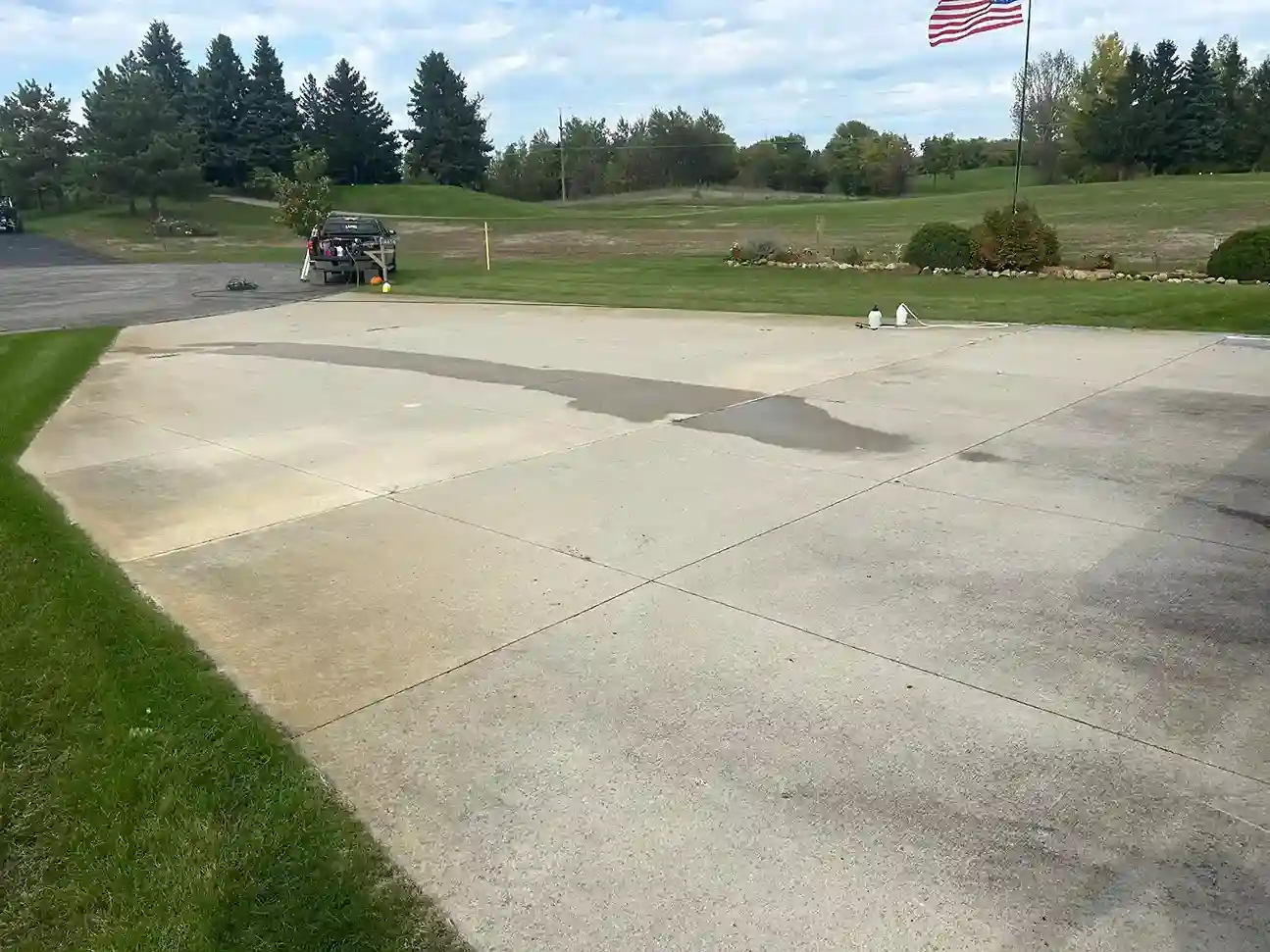 Clean concrete entryway steps and landing pressure washed in Morris MN